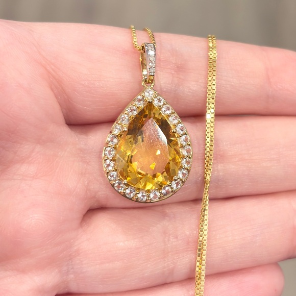 Vintage 10K Gold Citrine Teardrop Pendant: Cubic Zirconia Halo - Picture 5 of 12